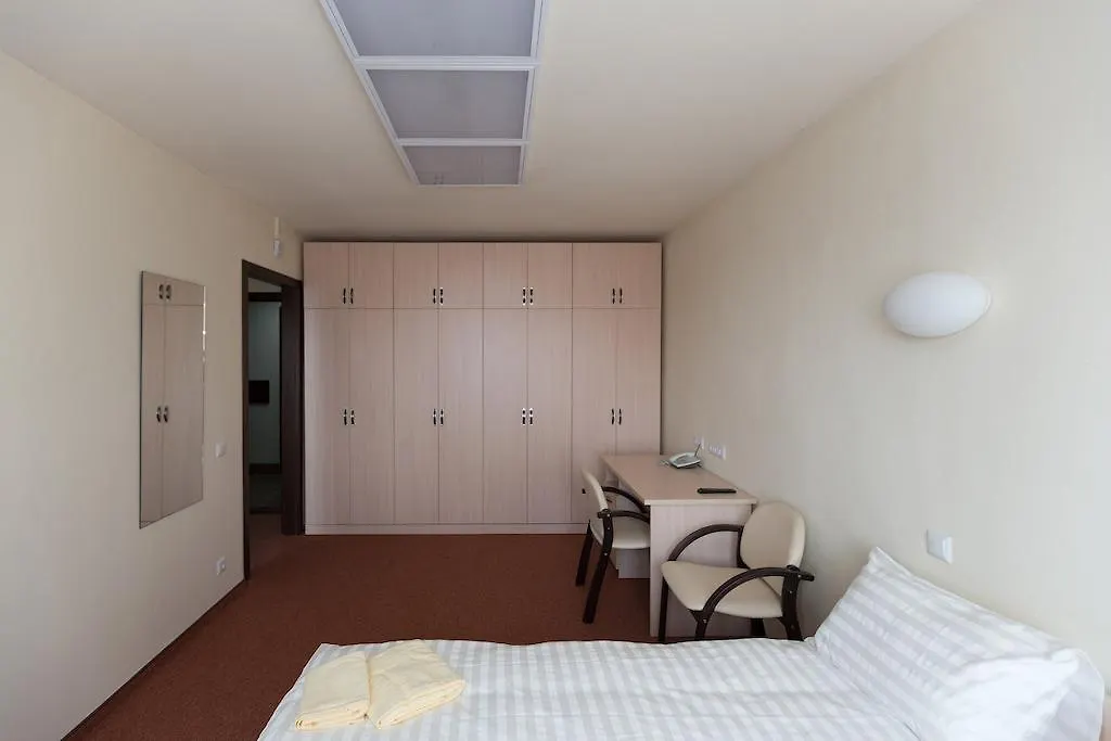 Halt Time Hotel Минск
