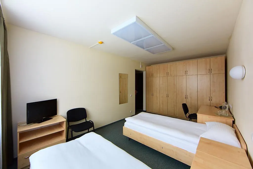 Halt Time Hotel Минск 2*,